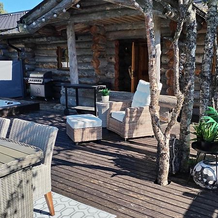 Kuukkeli Log Houses Teerenpesae - Premium Suite A48 ซาริเซลกา ภายนอก รูปภาพ
