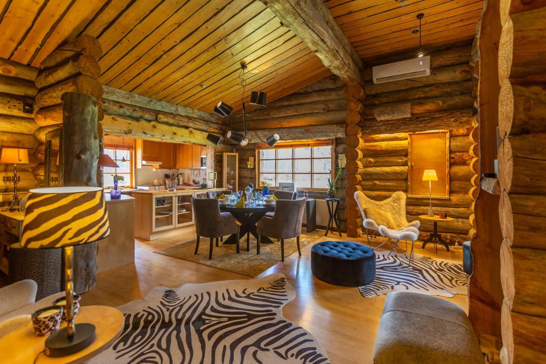 Kuukkeli Log Houses Teerenpesae - Premium Suite A48 ซาริเซลกา ภายนอก รูปภาพ
